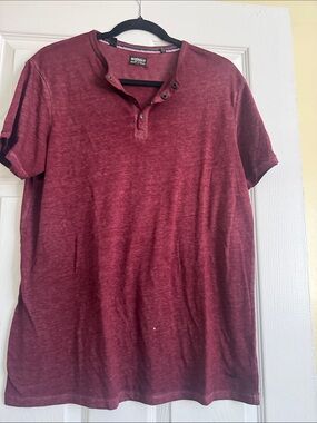 Buffalo David Bitton Short Sleeve Henley in Burgundy